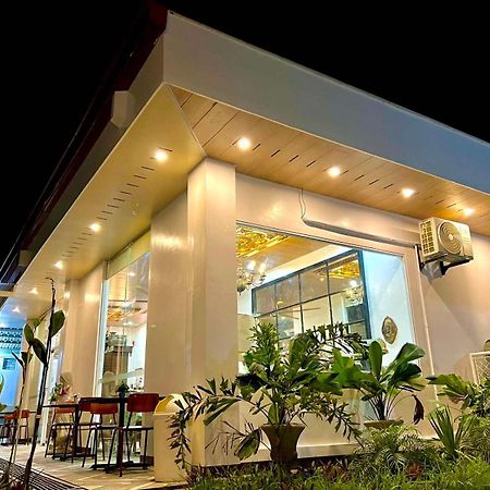 E&R Airport Hotel Dumaguete City Dış mekan fotoğraf