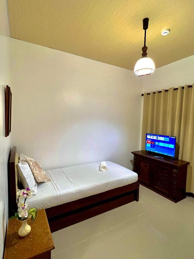 E&R Airport Hotel Dumaguete City Dış mekan fotoğraf