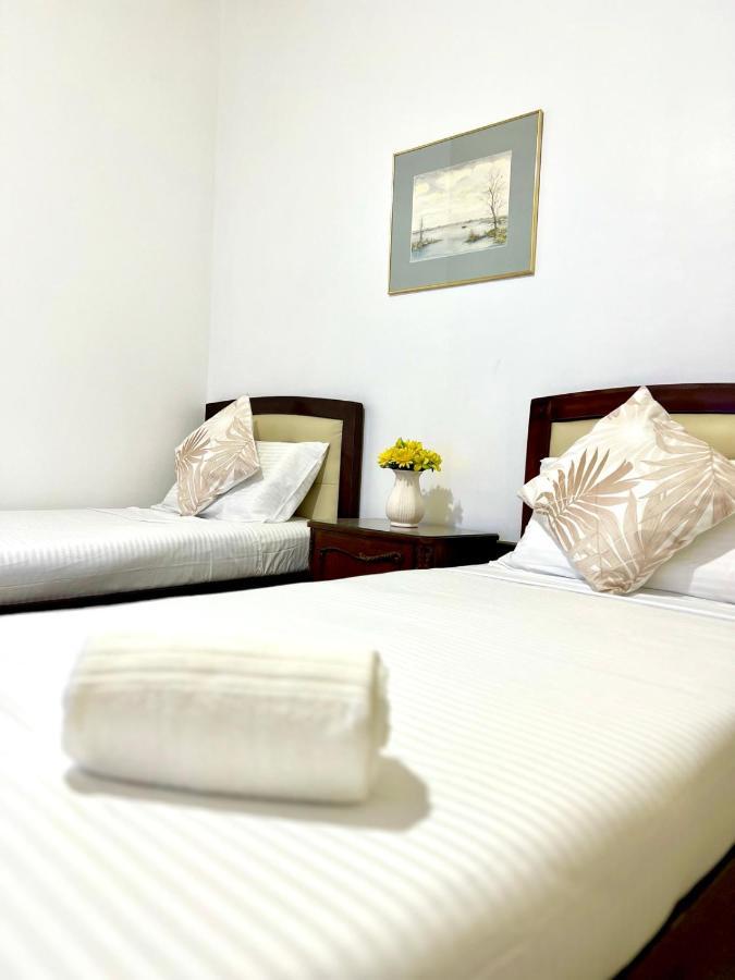 E&R Airport Hotel Dumaguete City Dış mekan fotoğraf